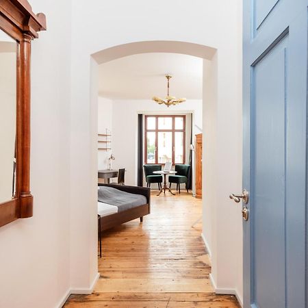 Kuenstlerzimmer Im Kulturhaus Haeselburg Gera Exteriör bild