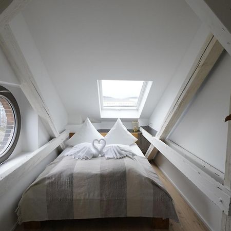 Kuenstlerzimmer Im Kulturhaus Haeselburg Gera Exteriör bild