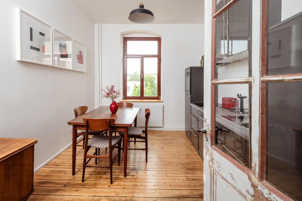 Kuenstlerzimmer Im Kulturhaus Haeselburg Gera Exteriör bild