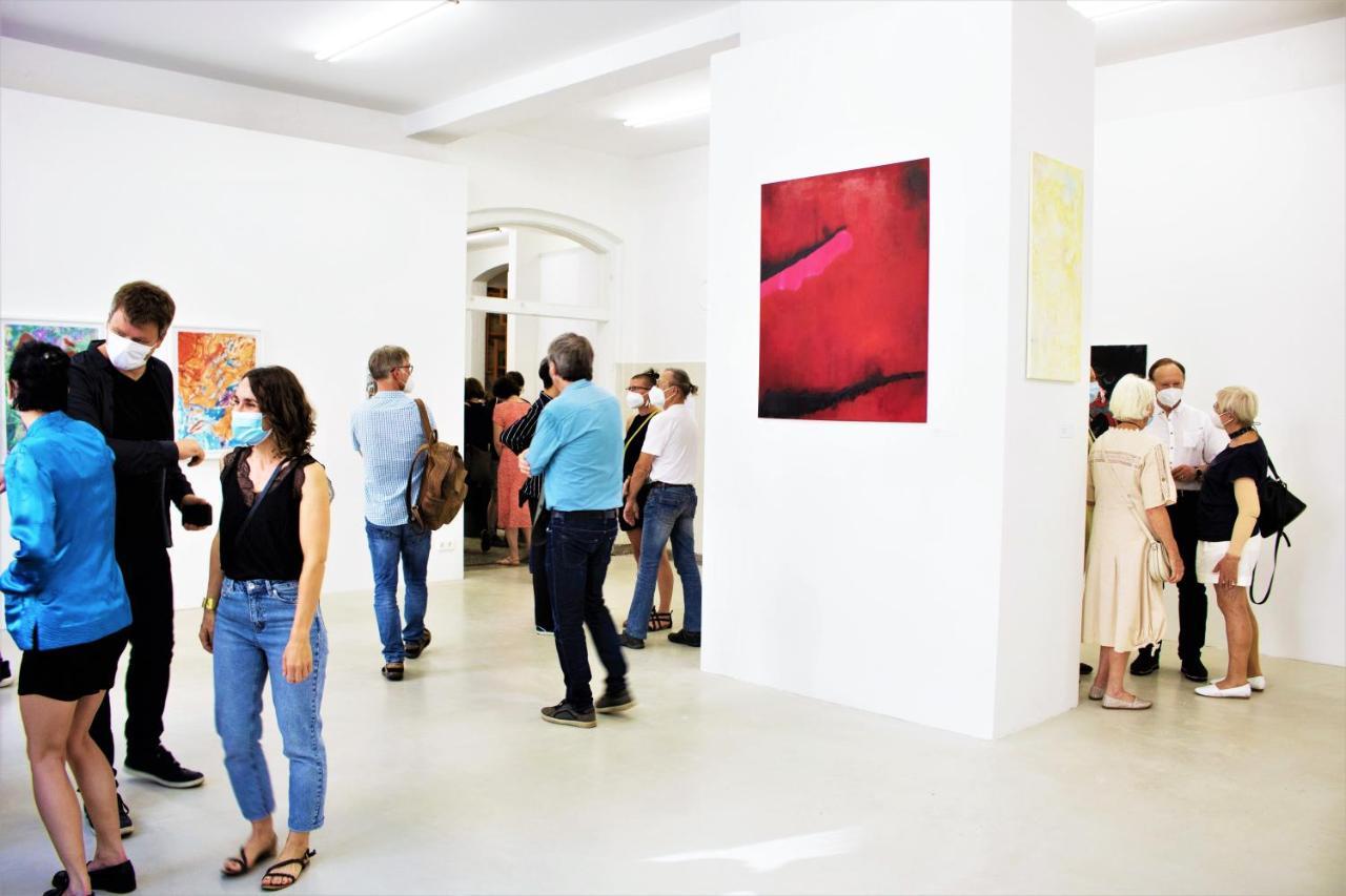Kuenstlerzimmer Im Kulturhaus Haeselburg Gera Exteriör bild