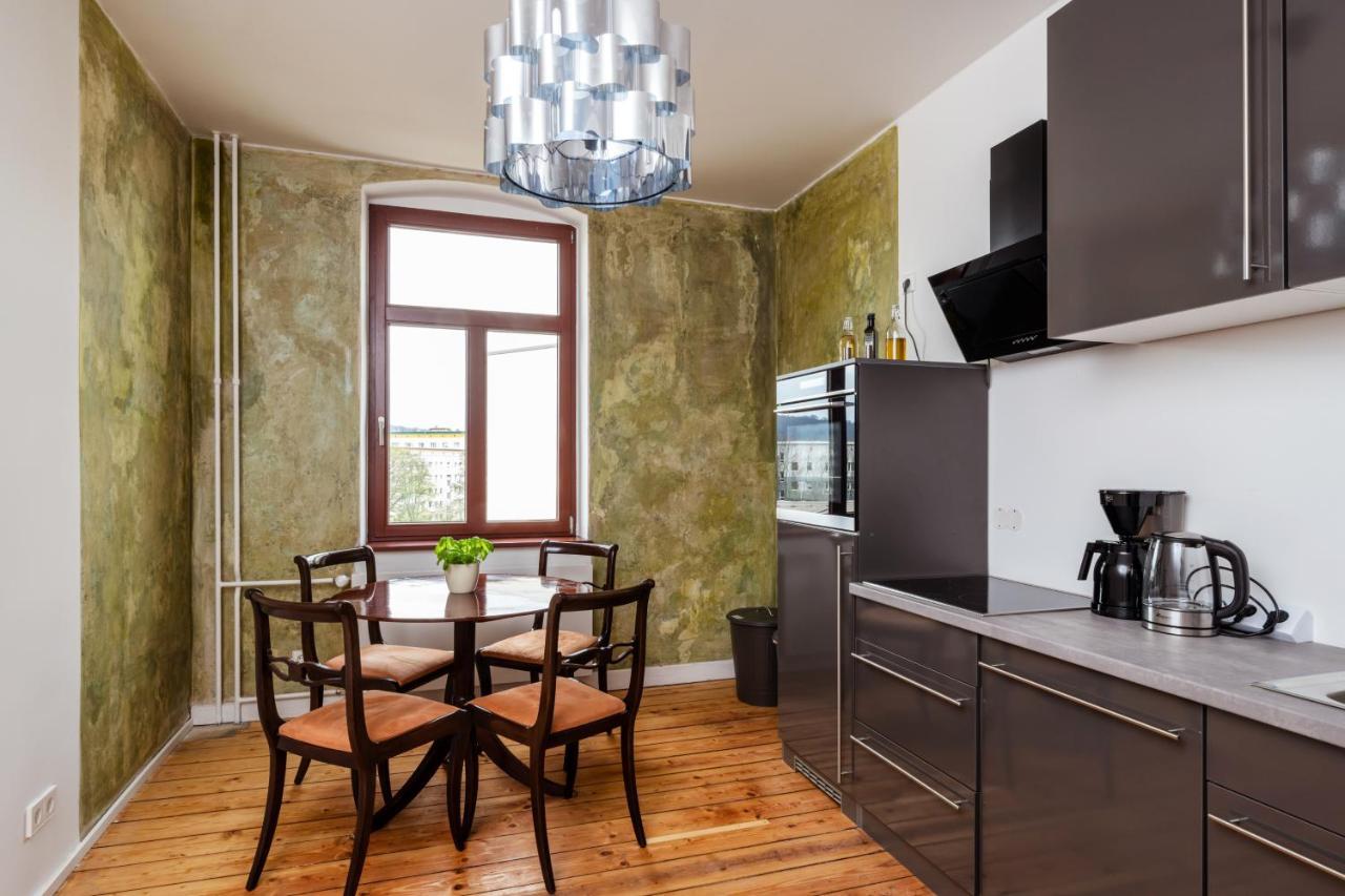 Kuenstlerzimmer Im Kulturhaus Haeselburg Gera Exteriör bild