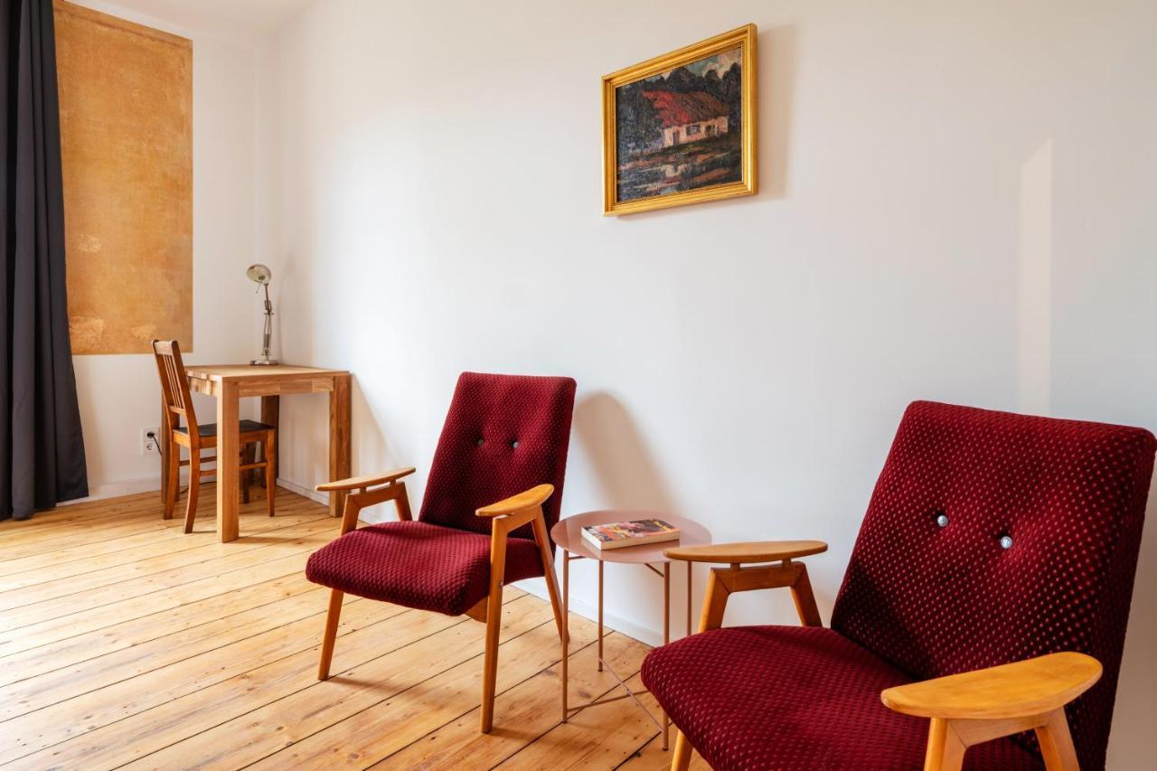 Kuenstlerzimmer Im Kulturhaus Haeselburg Gera Exteriör bild