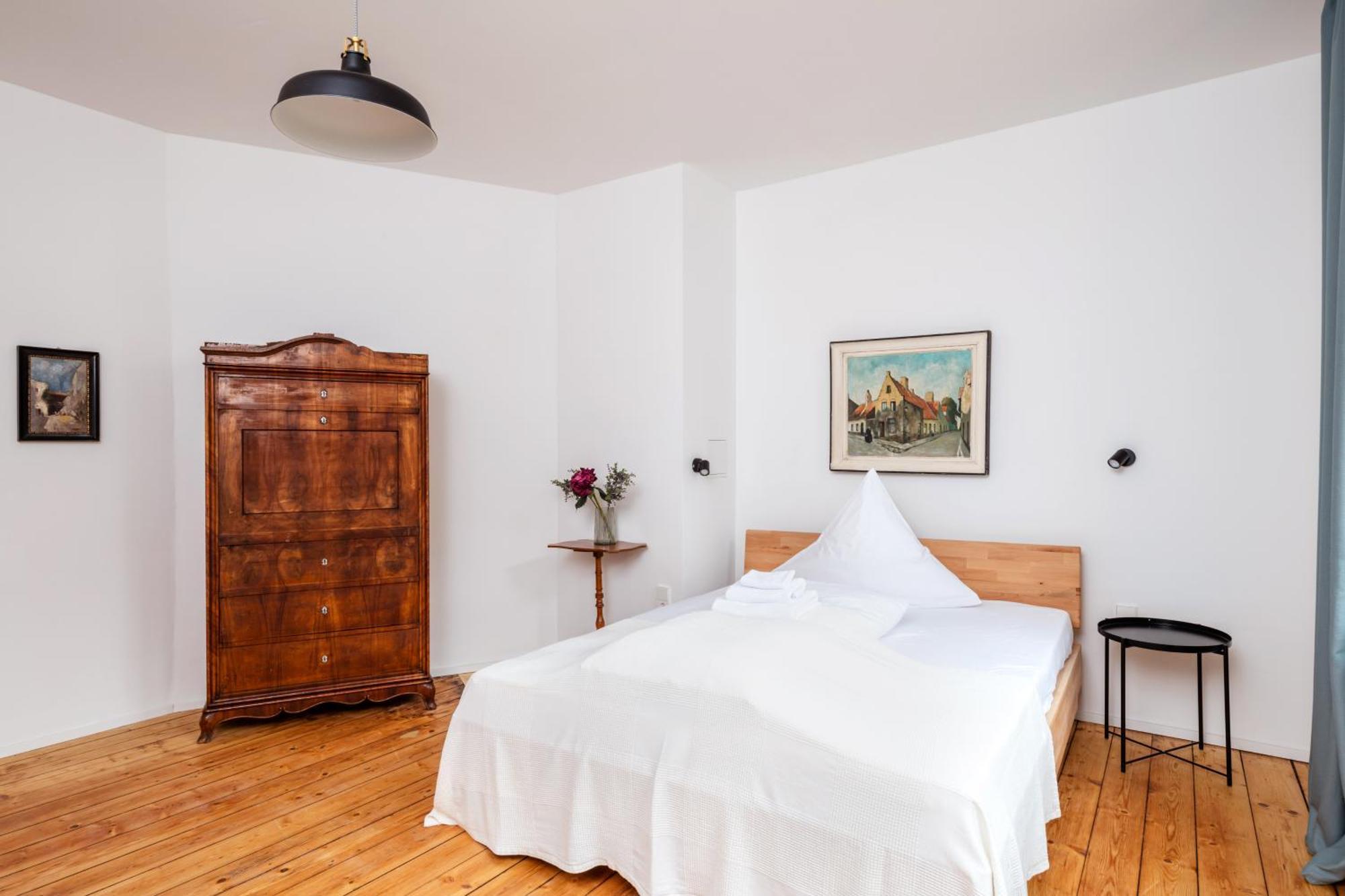 Kuenstlerzimmer Im Kulturhaus Haeselburg Gera Exteriör bild