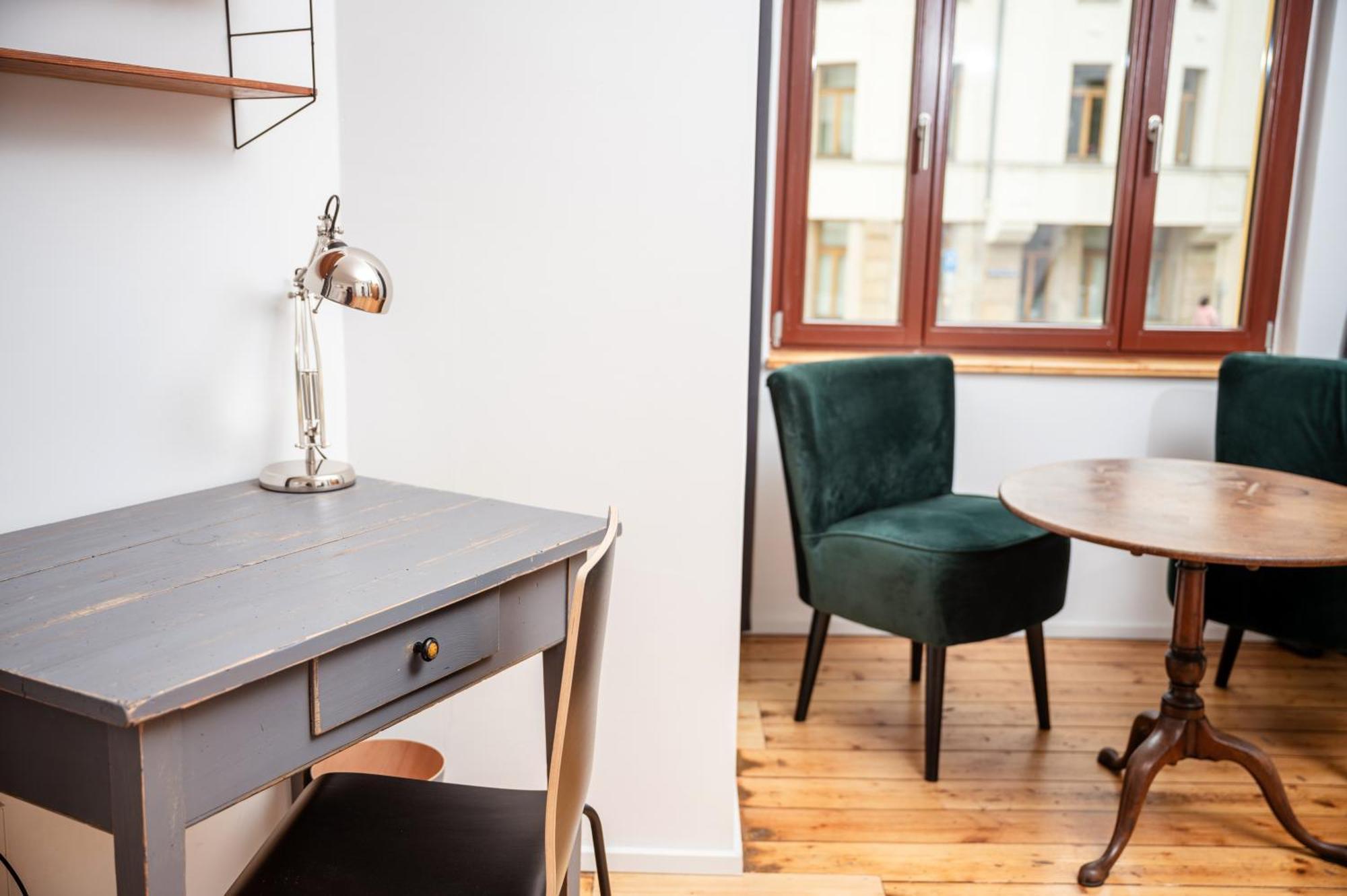 Kuenstlerzimmer Im Kulturhaus Haeselburg Gera Exteriör bild