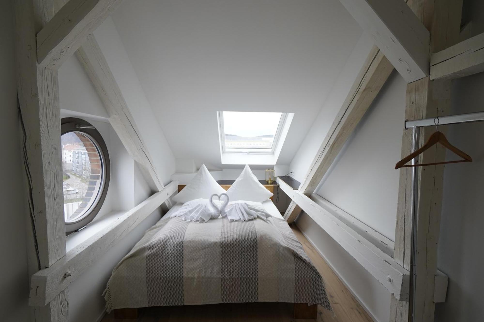 Kuenstlerzimmer Im Kulturhaus Haeselburg Gera Exteriör bild