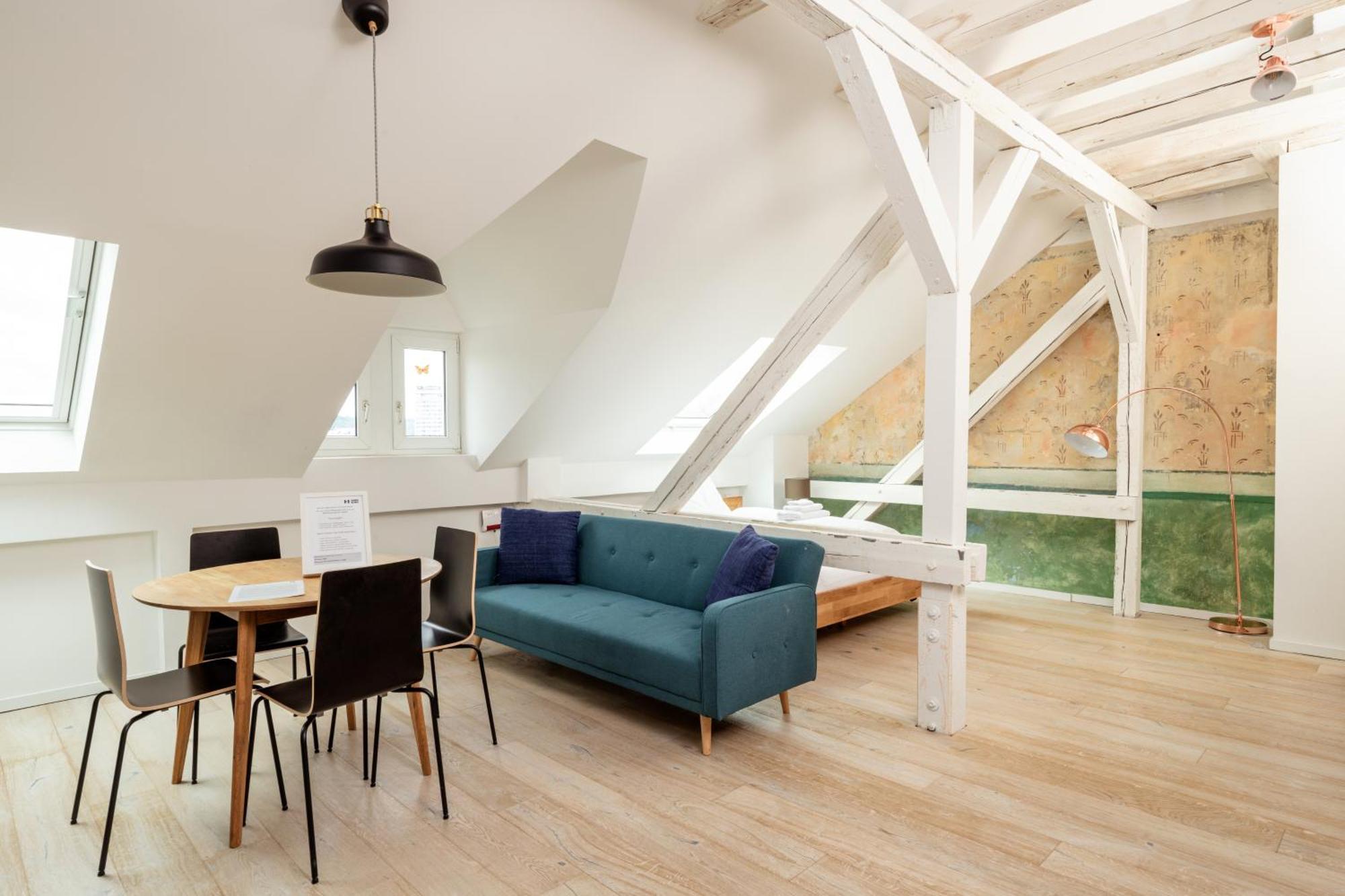 Kuenstlerzimmer Im Kulturhaus Haeselburg Gera Exteriör bild